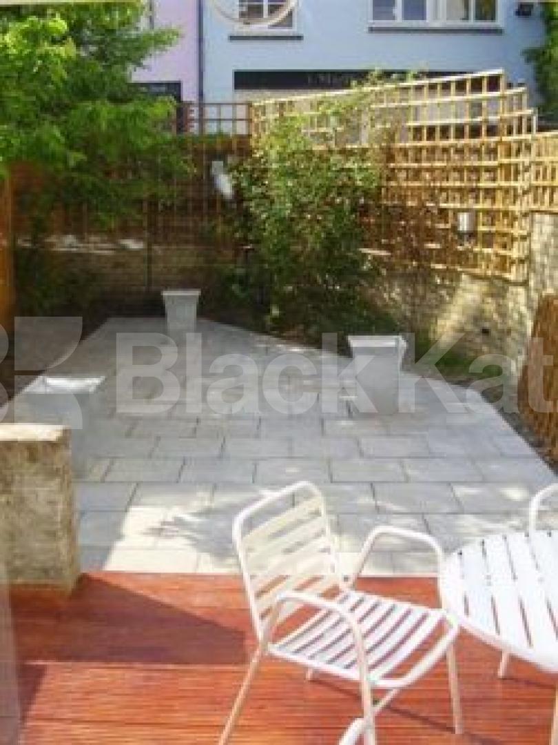 			1 Bedroom, 1 bath, 1 reception Flat			 Marlborough Road, UPPER HOLLOWAY N19